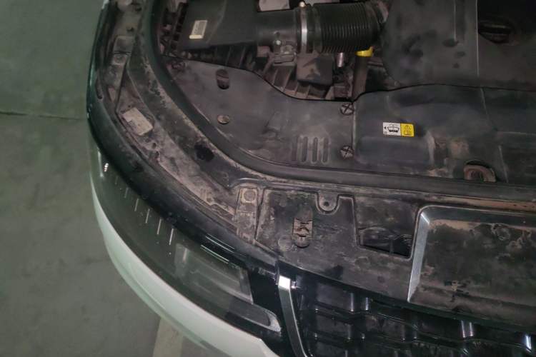 Used Land Rover Range Sport 2020 3.0 L6 SE Engine Bay Right