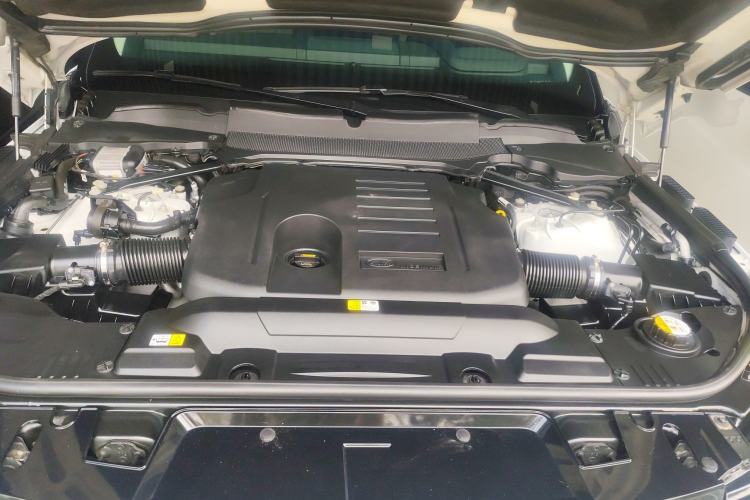 Used Land Rover Range Sport 2020 3.0 L6 SE Engine Bay