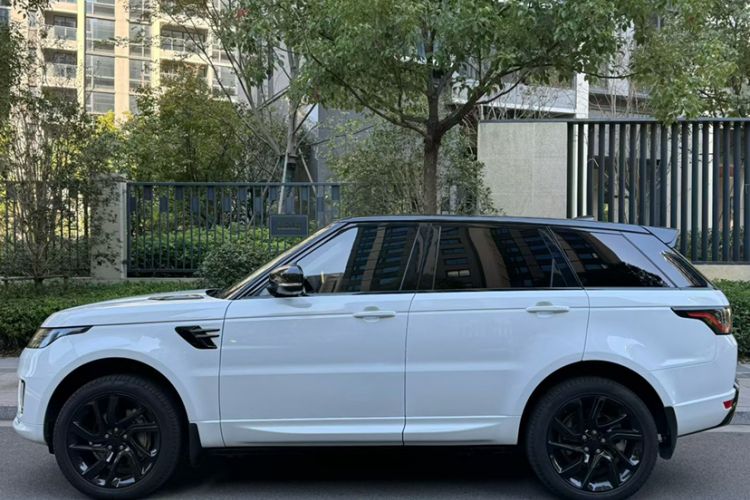 Used Land Rover Range Sport 2020 3.0 L6 HSE DYNAMIC Exterior 1