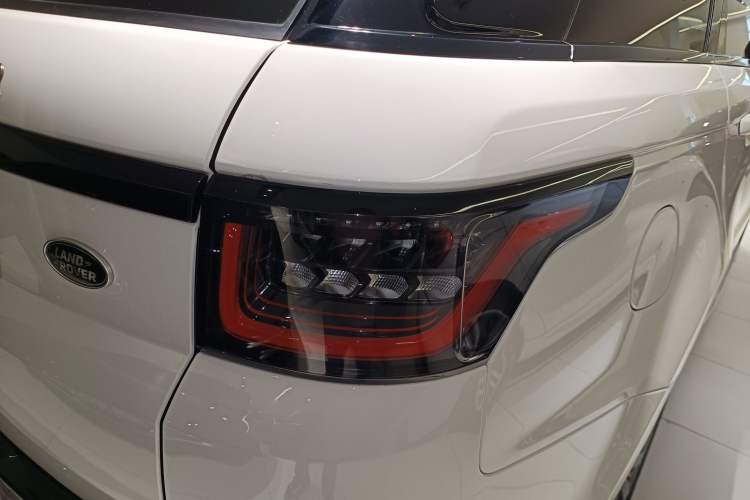 Used Land Rover Range Sport 2020 3.0 L6 HSE DYNAMIC Exterior 2