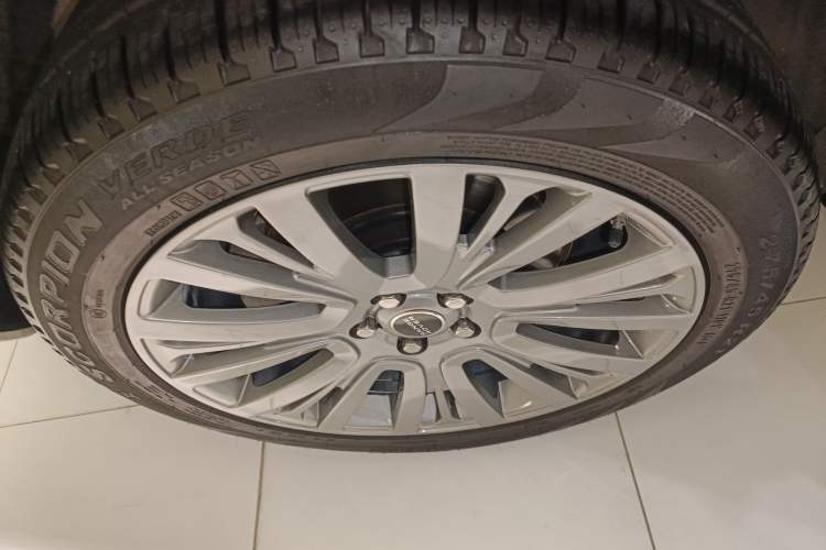 Used Land Rover Range Sport 2020 3.0 L6 HSE DYNAMIC Exterior 4