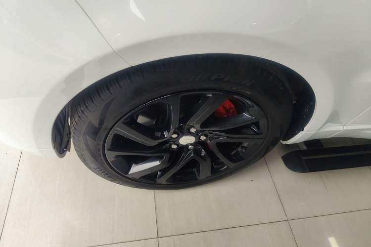 Used Land Rover Range Sport 2020 3.0 L6 SE Exterior 4