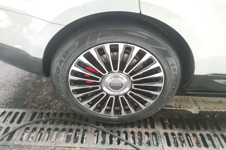 Used Land Rover Range Sport 2020 3.0 L6 SE Exterior 5