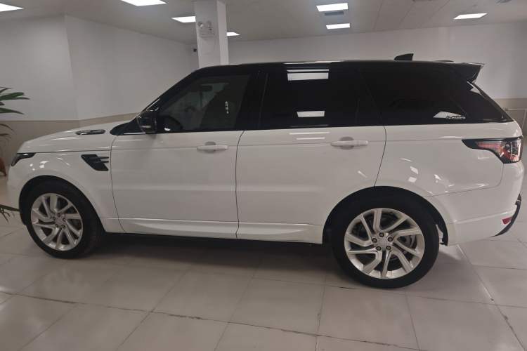 Used Land Rover Range Sport 2020 3.0 L6 HSE DYNAMIC Exterior 5