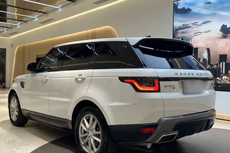 Used Land Rover Range Sport 2020 3.0 L6 SE Exterior 5