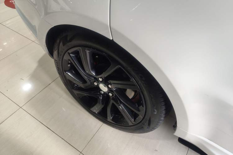 Used Land Rover Range Sport 2020 3.0 L6 SE Exterior 5