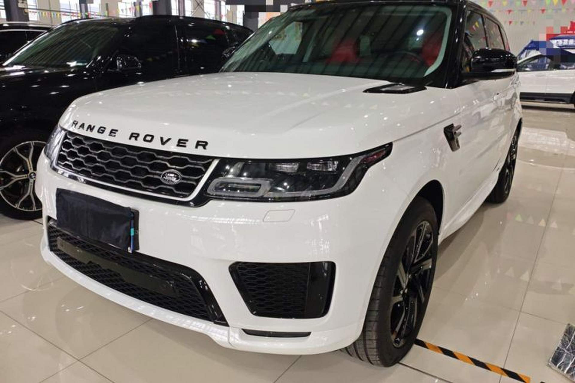 Used Land Rover Range Sport 2020 3.0 L6 SE Front Left 45 Deg