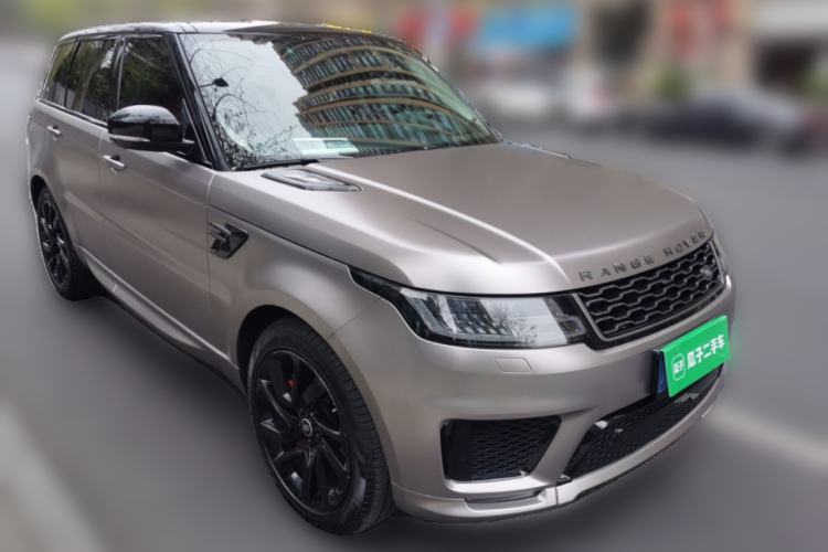 Used Land Rover Range Sport 2020 3.0 L6 HSE DYNAMIC Front Right 45 Deg