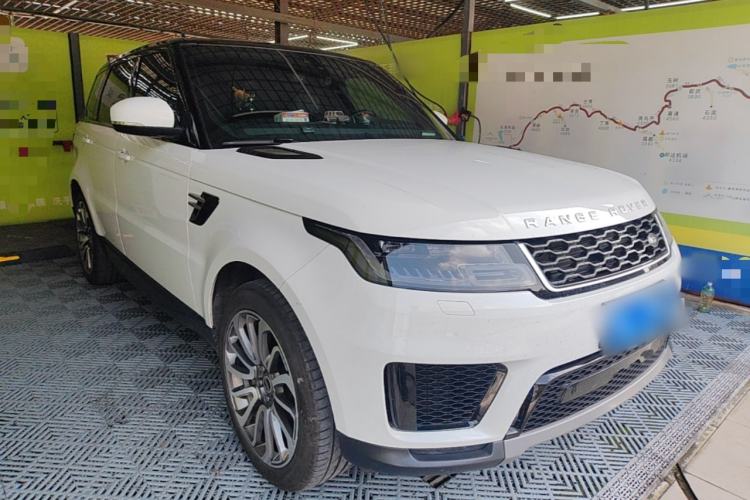 Used Land Rover Range Sport 2020 3.0 L6 SE Front Right 45 Deg