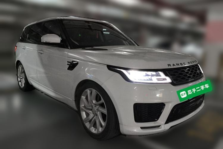 Used Land Rover Range Sport 2020 3.0 L6 HSE DYNAMIC Front Right 45 Deg