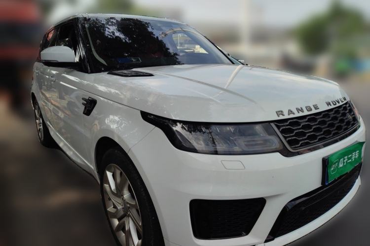 Used Land Rover Range Sport 2020 3.0 L6 HSE DYNAMIC Front Right 45 Deg