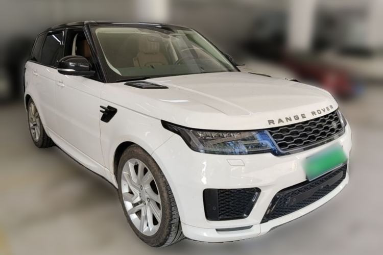 Used Land Rover Range Sport 2020 3.0 L6 HSE DYNAMIC Front Right 45 Deg