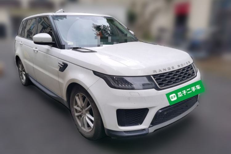 Used Land Rover Range Sport 2020 3.0 L6 SE Front Right 45 Deg