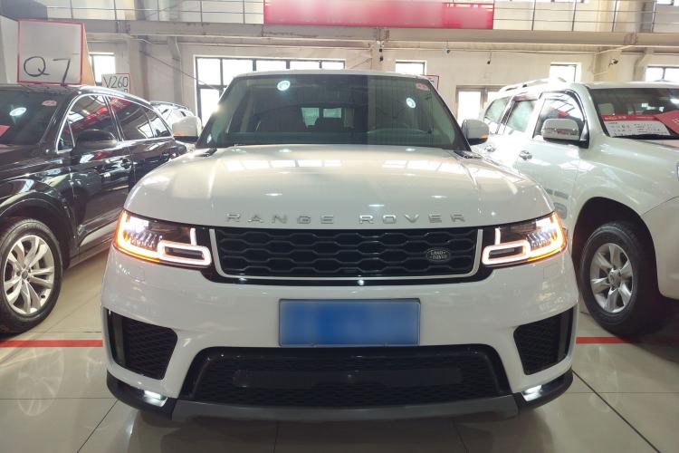 Used Land Rover Range Sport 2020 3.0 L6 SE Front