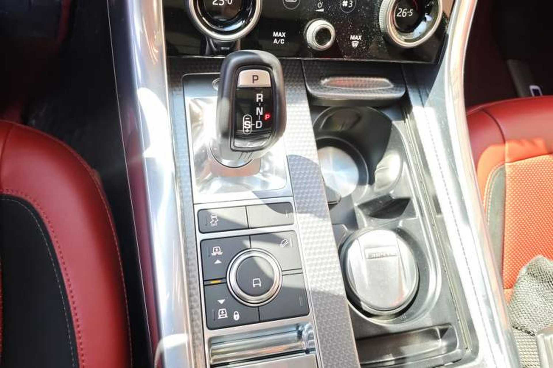 Used Land Rover Range Sport 2020 3.0 L6 HSE DYNAMIC Gear Lever