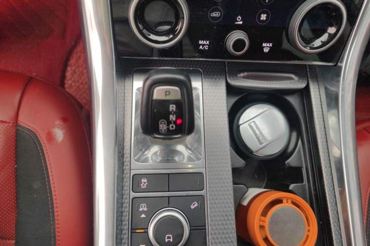 Used Land Rover Range Sport 2020 3.0 L6 HSE DYNAMIC Gear Lever