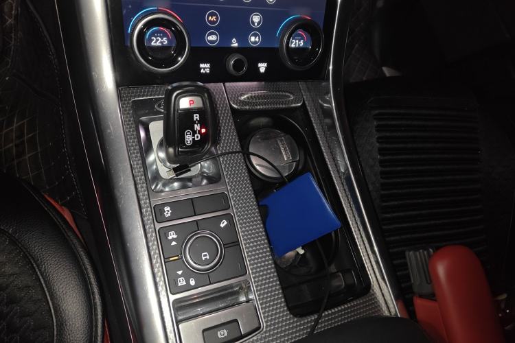 Used Land Rover Range Sport 2020 3.0 L6 HSE DYNAMIC Gear Lever