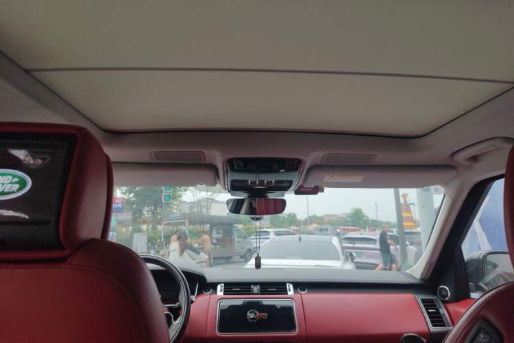 Used Land Rover Range Sport 2020 3.0 L6 HSE DYNAMIC Headliner