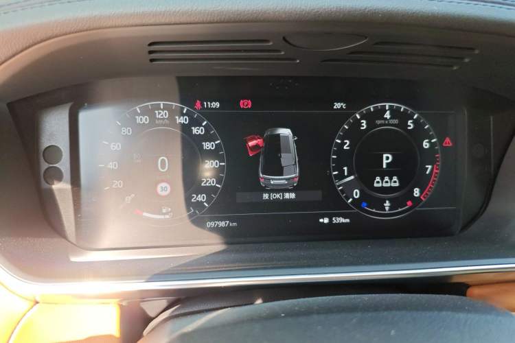 Used Land Rover Range Sport 2020 3.0 L6 HSE DYNAMIC Instrument Cluster
