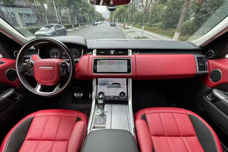 Used Land Rover Range Sport 2020 3.0 L6 HSE DYNAMIC Interior 1
