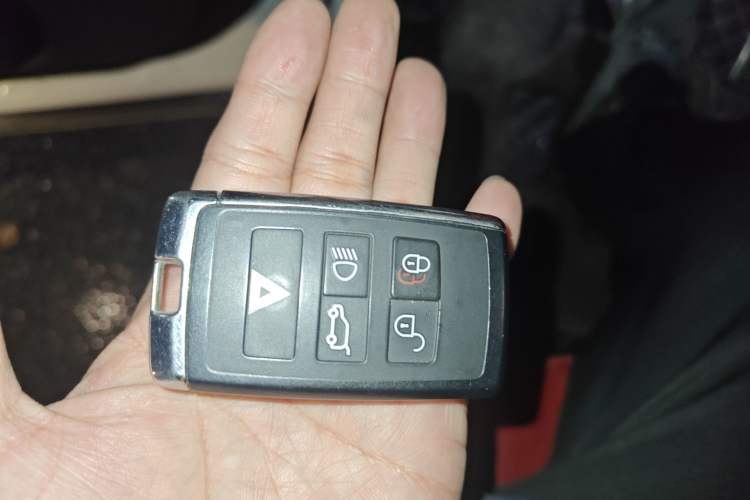Used Land Rover Range Sport 2020 3.0 L6 HSE DYNAMIC Interior 1