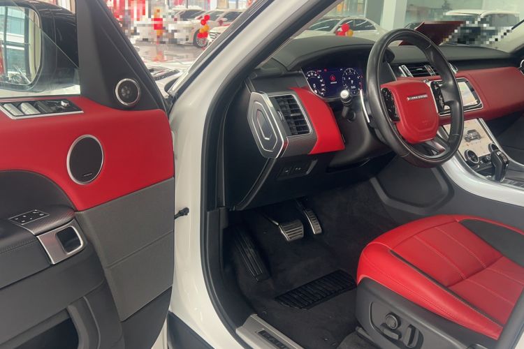 Used Land Rover Range Sport 2020 3.0 L6 HSE DYNAMIC Interior 2