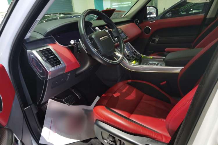 Used Land Rover Range Sport 2020 3.0 L6 HSE DYNAMIC Interior 2