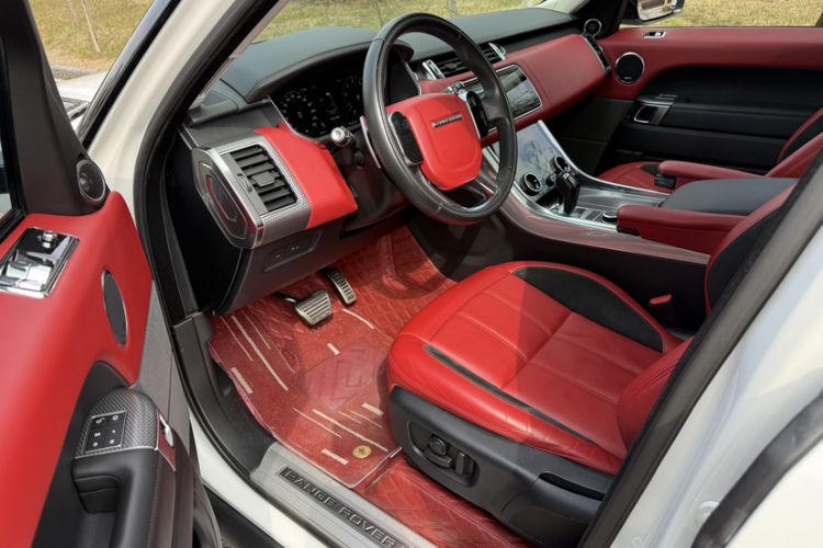 Used Land Rover Range Sport 2020 3.0 L6 HSE DYNAMIC Interior 4