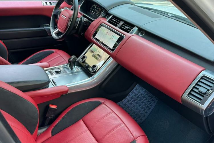 Used Land Rover Range Sport 2020 3.0 L6 HSE DYNAMIC Interior 5