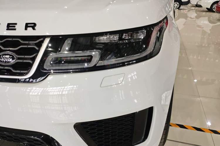 Used Land Rover Range Sport 2020 3.0 L6 SE Left Front Headlight