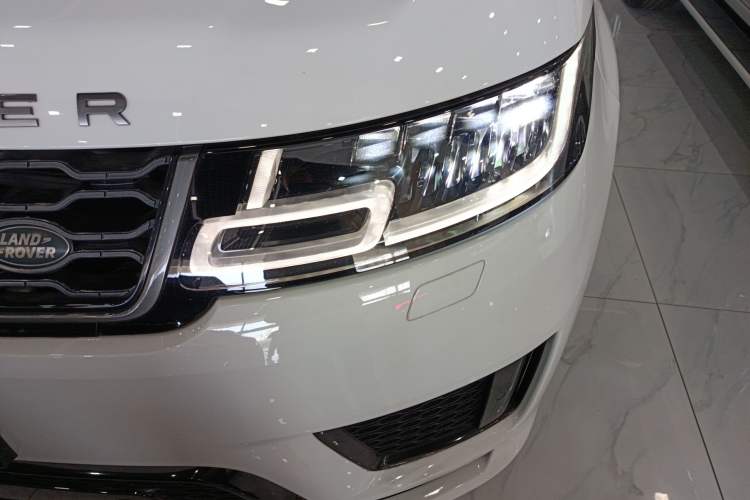 Used Land Rover Range Sport 2020 3.0 L6 HSE DYNAMIC Left Front Headlight