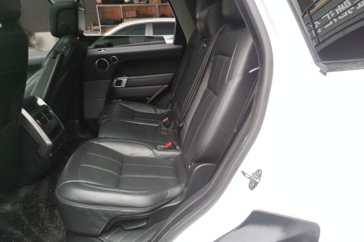 Used Land Rover Range Sport 2020 3.0 L6 SE Left Rear Seat