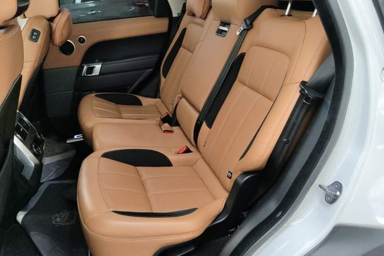 Used Land Rover Range Sport 2020 3.0 L6 HSE DYNAMIC Left Rear Seat
