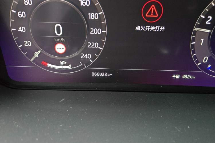 Used Land Rover Range Sport 2020 3.0 L6 HSE DYNAMIC Odometer Close Up