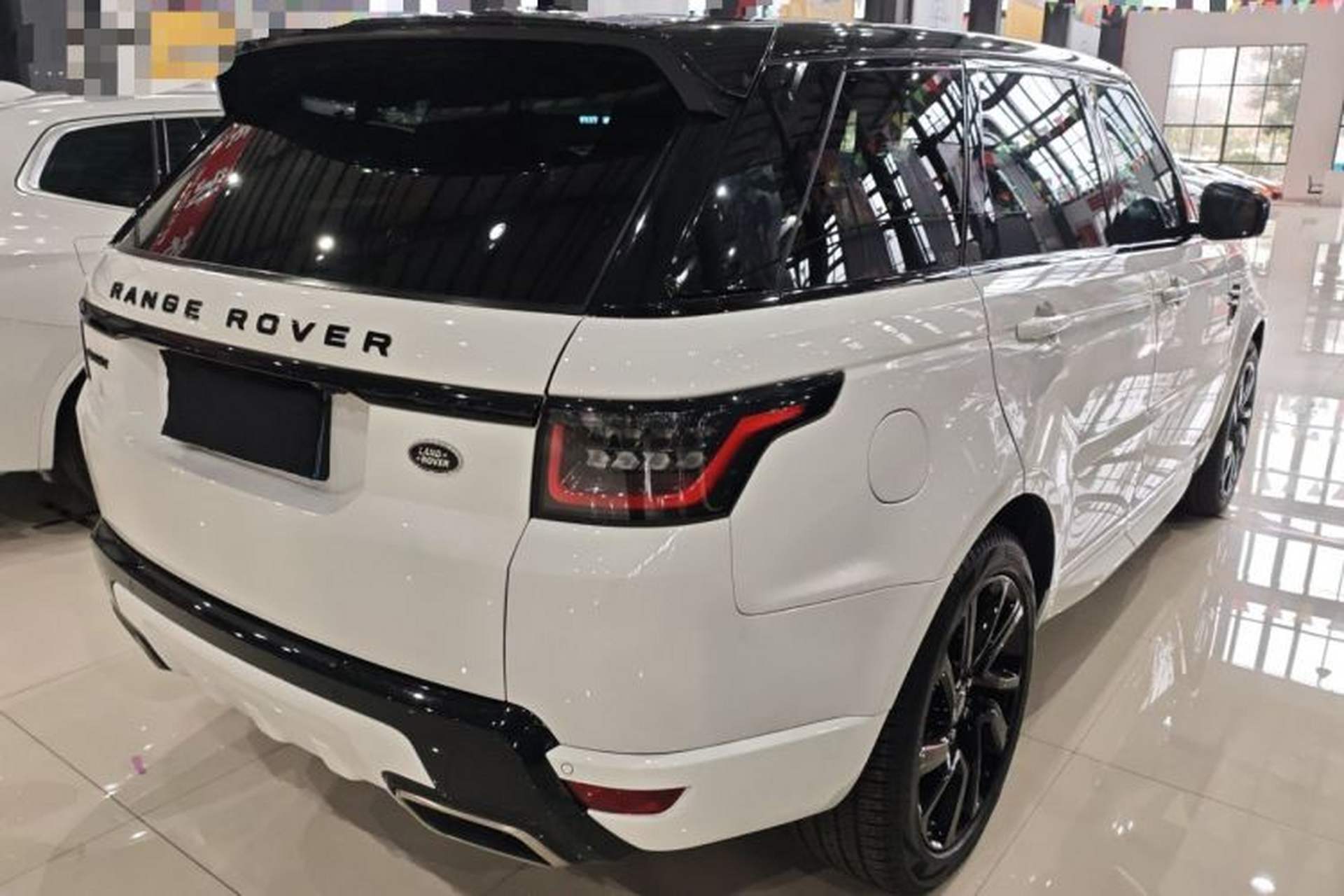 Used Land Rover Range Sport 2020 3.0 L6 SE Rear Right 45 Deg