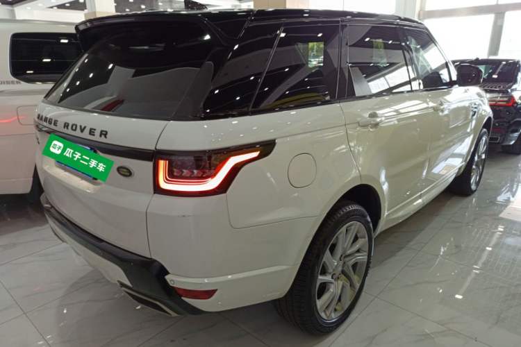 Used Land Rover Range Sport 2020 3.0 L6 HSE DYNAMIC Rear Right 45 Deg