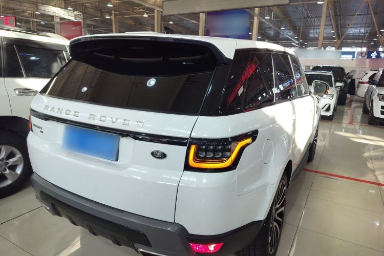 Used Land Rover Range Sport 2020 3.0 L6 SE Rear Right 45 Deg
