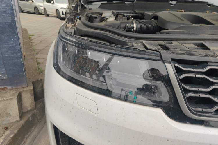 Used Land Rover Range Sport 2020 3.0 L6 HSE DYNAMIC Right Front Headlight