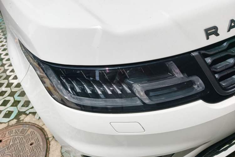 Used Land Rover Range Sport 2020 3.0 L6 HSE DYNAMIC Right Front Headlight