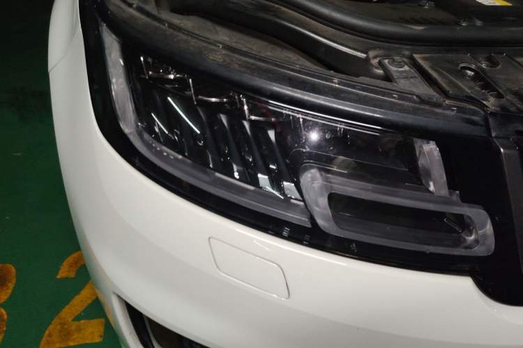Used Land Rover Range Sport 2020 3.0 L6 SE Right Front Headlight