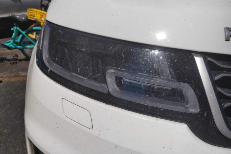 Used Land Rover Range Sport 2020 3.0 L6 SE Right Front Headlight