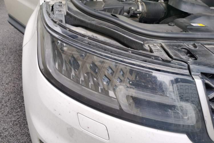 Used Land Rover Range Sport 2020 3.0 L6 SE Right Front Headlight