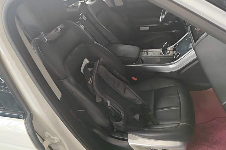 Used Land Rover Range Sport 2020 3.0 L6 SE Right Front Seat