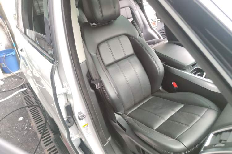 Used Land Rover Range Sport 2020 3.0 L6 SE Right Front Seat