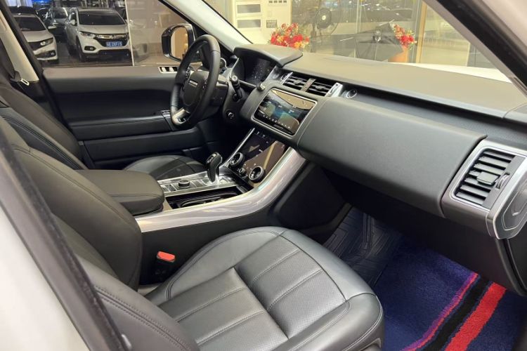Used Land Rover Range Sport 2020 3.0 L6 SE Right Front Seat
