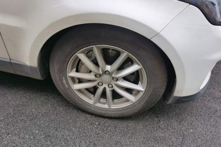 Used Land Rover Range Sport 2020 3.0 L6 SE Right Front Wheel Hub