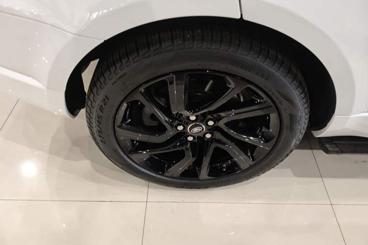 Used Land Rover Range Sport 2020 3.0 L6 SE Right Rear Wheel Hub