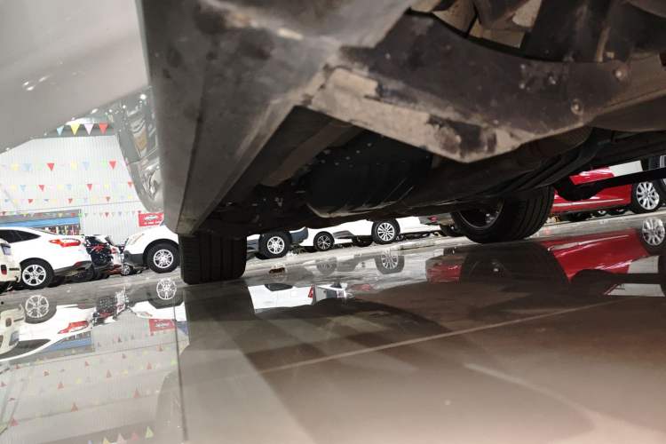 Used Land Rover Range Sport 2020 3.0 L6 SE Right Side Sill