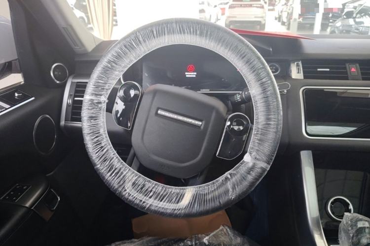 Used Land Rover Range Sport 2020 3.0 L6 SE Steering Wheel