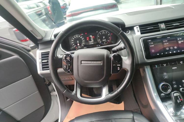 Used Land Rover Range Sport 2020 3.0 L6 SE Steering Wheel